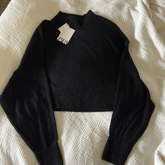Zara Black Cropped Sweater - Picture 1 of 3
